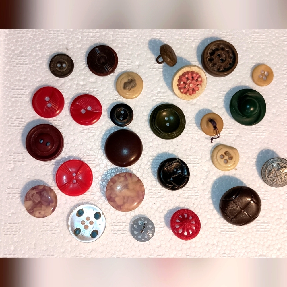 Vintage lot of colorful buttons